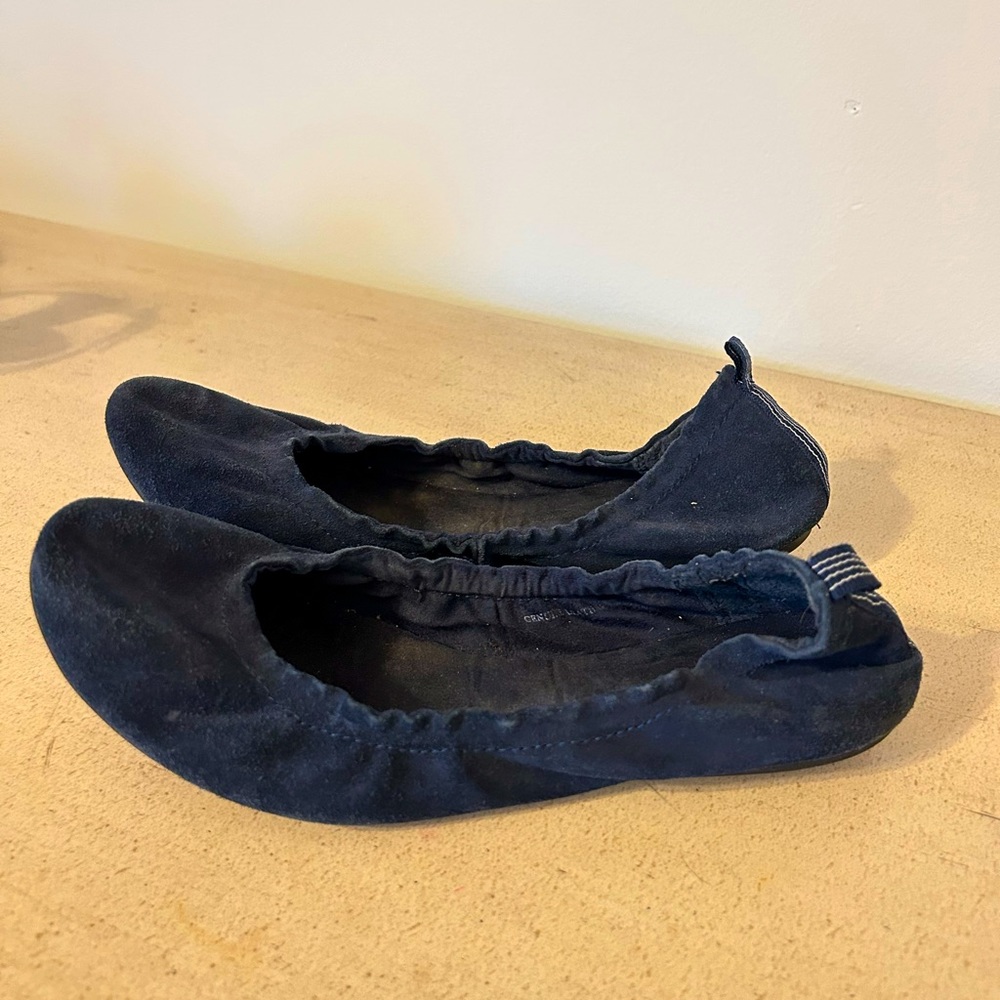Navy, Old Navy ballet flats. Size 8.